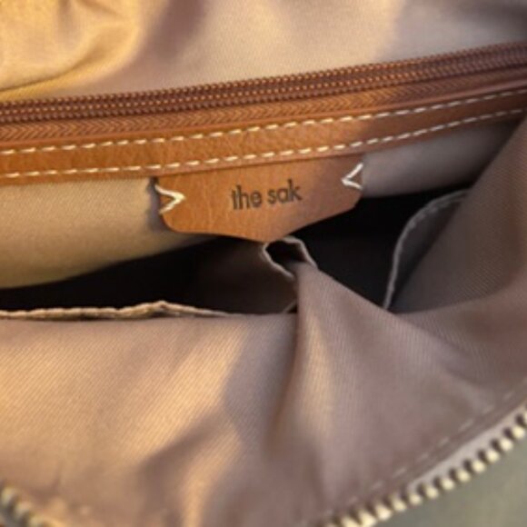 NWT The Sak Women's Lucia Leather Crossbody Bag in Stone - Picture 8 of 10